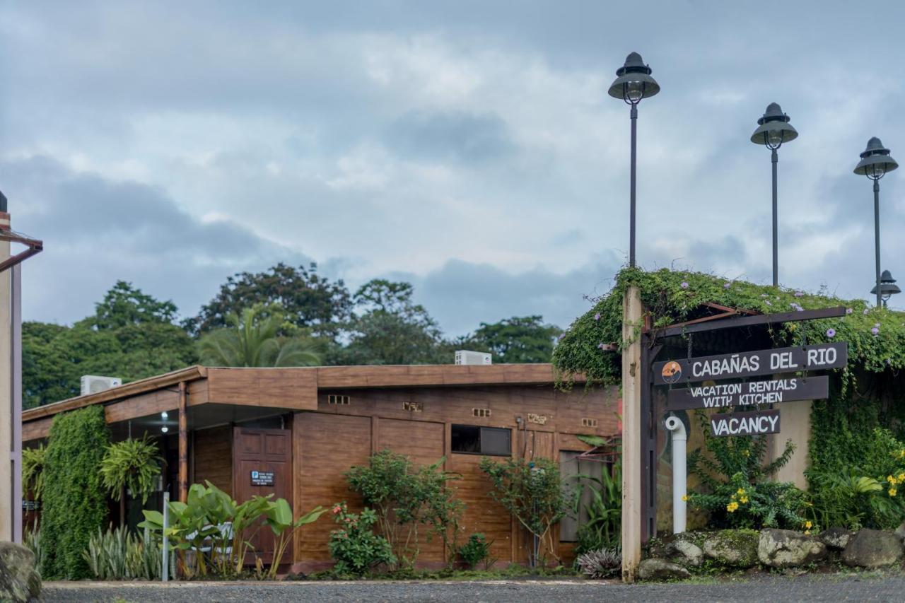 Cabanas Del Rio Aparthotel La Fortuna Exterior foto